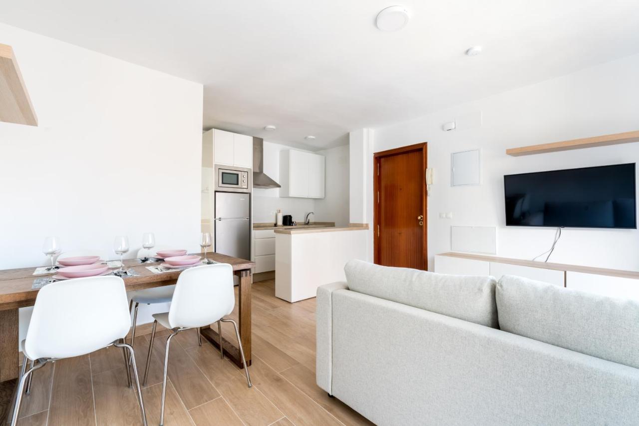 Holi-Rent Pureza Apartment Sevilla Bagian luar foto