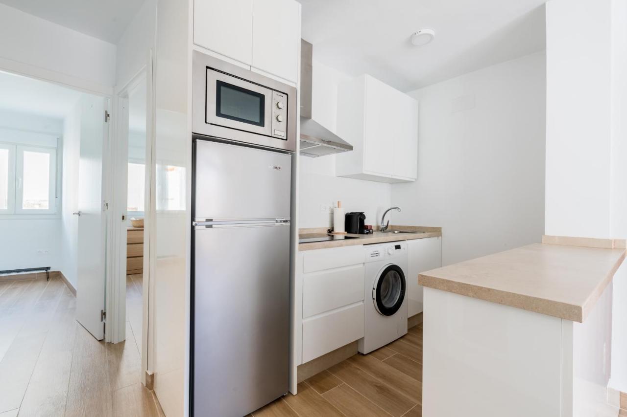Holi-Rent Pureza Apartment Sevilla Bagian luar foto